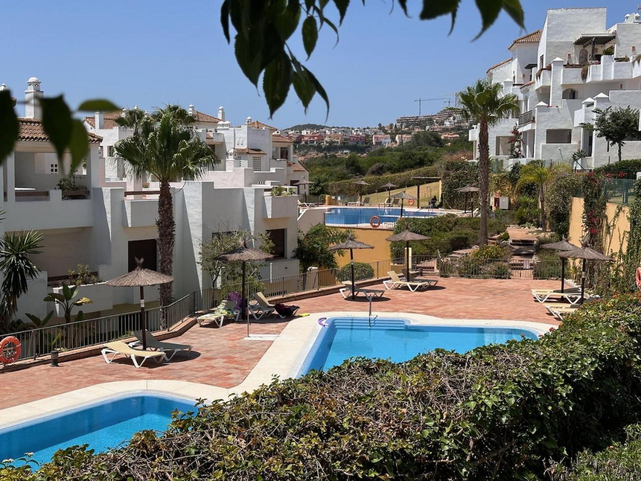 Quiet Family Apartment, 4 Pools, Close To The Beach And Golf, La Marina Alcaidesa 9 02 Eksteriør billede