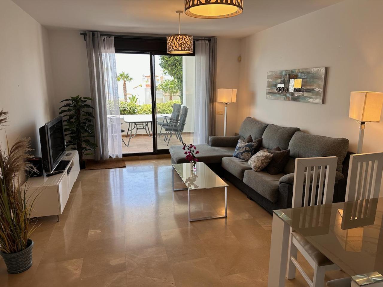 Quiet Family Apartment, 4 Pools, Close To The Beach And Golf, La Marina Alcaidesa 9 02 Eksteriør billede